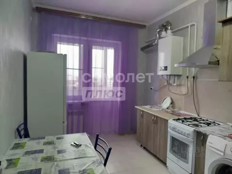 1-к кв. Краснодарский край, Абинск ул. Красных Курсантов (37.0 м)