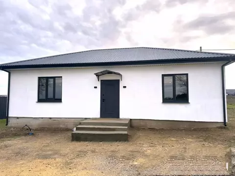 Дом в Крым, Симферопольский район, с. Урожайное  (90 м)