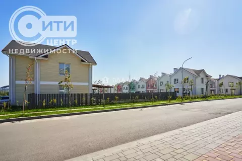 Таунхаус в Воронежская область, Семилуки Южный мкр, ул. Абрамова (91 ...