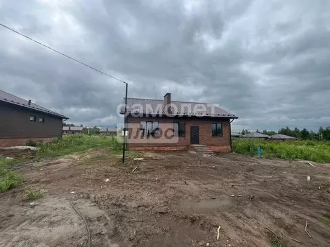 Дом в Курская область, Курский район, Нижнемедведицкий сельсовет, д. ...