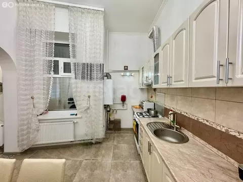 3-комнатная квартира: Симферополь, Одесская улица, 10 (65 м)