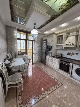 2-к кв. Москва Ломоносовский просп., 25к2 (100.0 м)