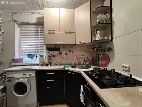 3-комнатная квартира: Ессентуки, улица Гоголя, 27 (53.4 м)