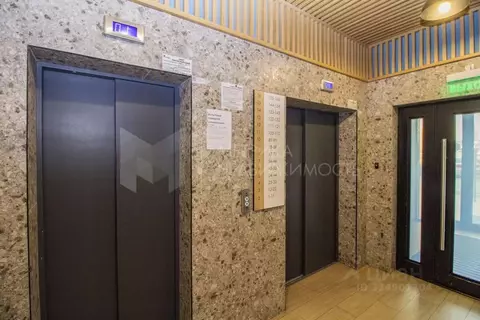 Студия Тюменская область, Тюмень ул. Первооткрывателей, 14 (25.3 м)