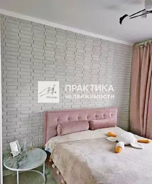 Продается 4-комнатная квартира