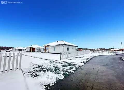 Дом в Октябрьский, переулок Созидания (75 м)