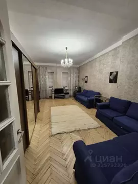 3-к кв. Санкт-Петербург 4-я Васильевского острова линия, 61 (86.0 м)