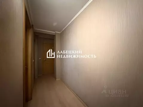 2-к кв. Ленинградская область, Гатчинский муниципальный округ, Вырица ...