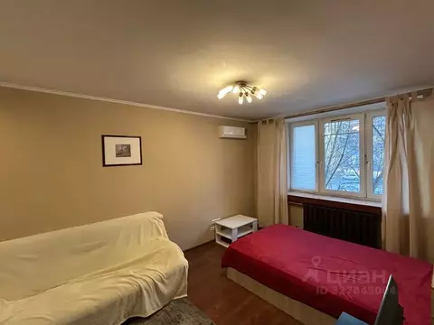 Студия Москва Ленинградский просп., 33К10 (30.0 м)