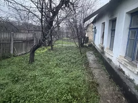 Дом в Крым, Симферопольский район, с. Мирное ул. Переселенческая (60 ...