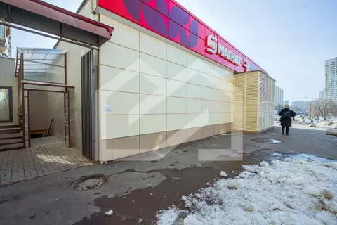 Торговая площадь в Москва Братеевская ул., 16К1 (948 м)