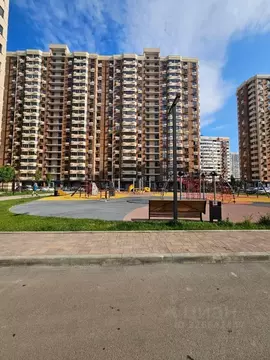 2-к кв. Краснодарский край, Краснодар Ростовское ш. (66.4 м)