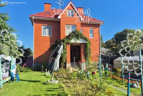 Дом в Королёв, микрорайон Болшево, Полевая улица, 15 (388 м)