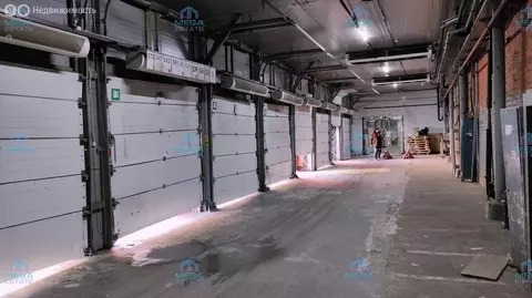 Склад (6105 м)