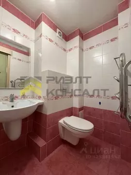 2-к кв. Омская область, Омск Радуга мкр, ул. Жуковского, 33/2 (54.0 м)