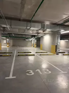 Гараж в Москва ул. Добролюбова, 8к1 (13 м)