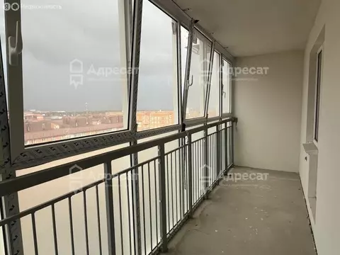 3-комнатная квартира: Волгоград, улица Гаря Хохолова, 8 (68.8 м)