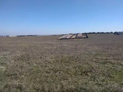 Участок в Крым, Симферопольский район, Мирновское с/пос, с. ...