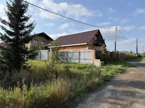 Участок в Пермский край, Пермский муниципальный округ, д. Комарово  ...