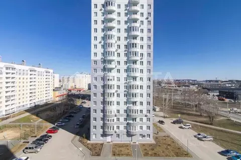 2-к кв. Тюменская область, Тюмень Антипино мкр, ул. Беловежская, 19к3 ...
