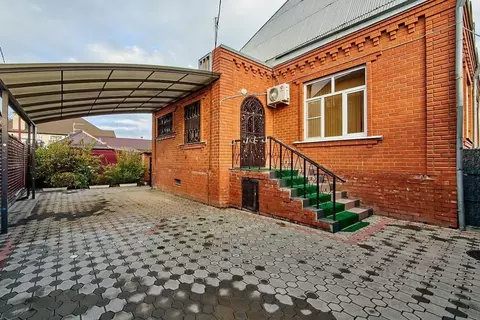 Дом в Краснодарский край, Краснодар ул. Урицкого (285 м)