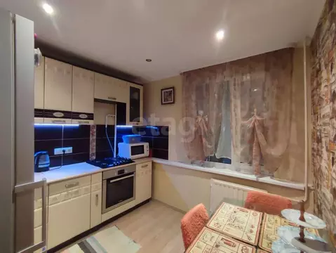 3-к кв. Ямало-Ненецкий АО, Новый Уренгой Советский мкр, 9/2 (66.8 м)