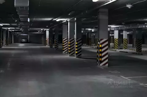 Гараж в Санкт-Петербург Светлановский просп., 8 (13 м)