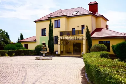 Дом в Крым, Черноморский район, с. Окуневка ул. Набережная (768 м)