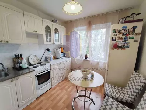 2-к кв. Белгородская область, Старый Оскол Жукова мкр, 21 (46.6 м)