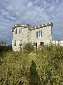 Дом в Тюменская область, Тюмень Казарово мкр, ул. Булата Сулейманова, ...