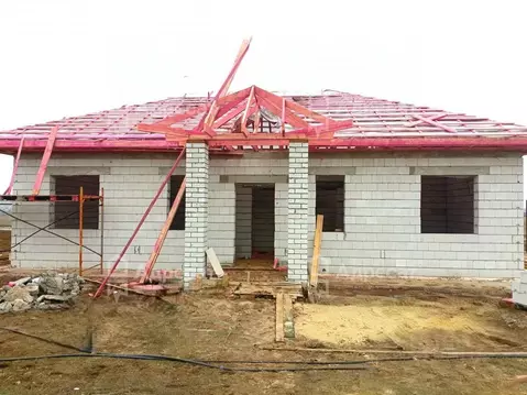 Дом в Волгоградская область, Городищенский район, Орловское с/пос, с. ...