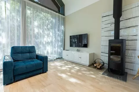 Дом в Ленинградская область, Всеволожский район, Морозовское городское ...