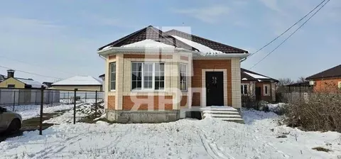 Дом в Ростовская область, Азовский район, Поселок Красный сад ул. ...