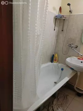 1-комнатная квартира: Калуга, улица Петра Тарасова (37.9 м)