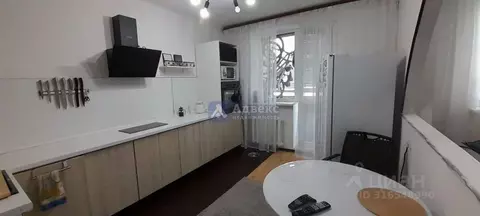 2-к кв. Тюменская область, Тюмень Харьковская ул., 27 (62.0 м)