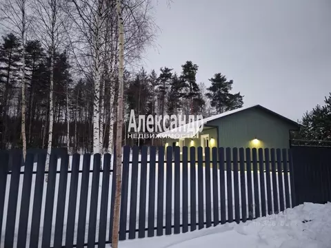 Дом в Ленинградская область, Приозерский район, Ларионовское с/пос, ...