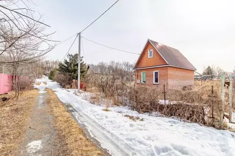 Дом в Хабаровский край, Хабаровский район, Зубровое СНТ  (30 м)