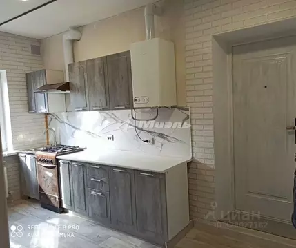 Дом в Крым, Симферопольский район, Мирновское с/пос, с. Белоглинка ул. ...