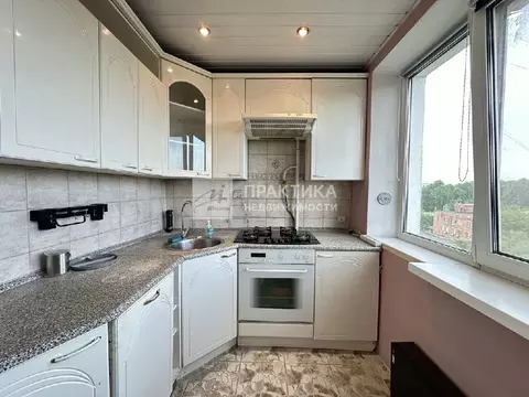 Продается 2-комнатная квартира