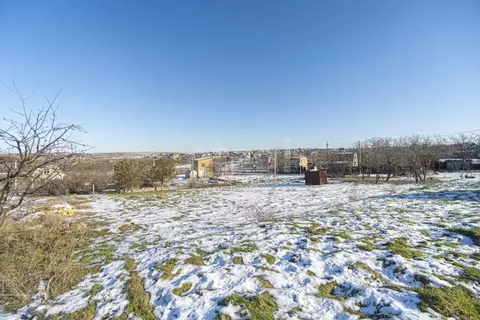 Участок в Крым, Бахчисарайский район, Каштановское с/пос, с. Кочергино ...