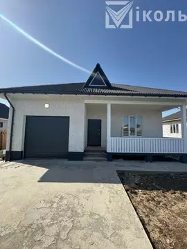 Дом в Иркутская область, Иркутский муниципальный округ, с. ...