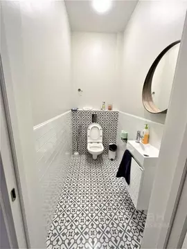 Дом в Крым, Симферопольский район, с. Мирное пер. Интернациональный, ...