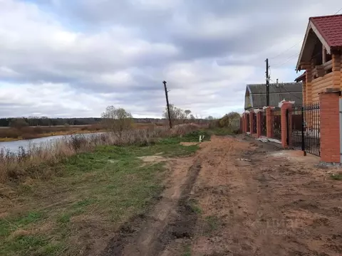Участок в Тверская область, Калининский муниципальный округ, с. Медное ...