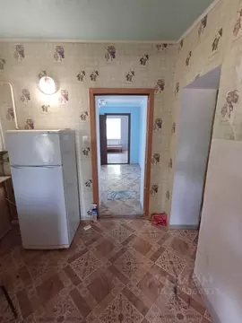 Дом в Крым, Симферопольский район, Гвардейское пгт ул. Гагарина, 107 ...