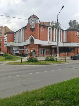 Торговая площадь (928.9 м)