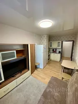 2-к кв. Татарстан, Казань ул. Адоратского, 4а (70.0 м)