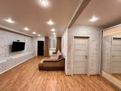 2-к кв. Красноярский край, пос. Солнечный ул. Солнечная, 2А (65.0 м)