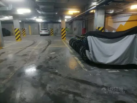 Гараж в Тюменская область, Тюмень проезд Ледниковый, 2 (13 м)