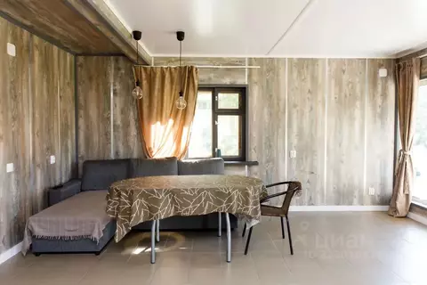 Дом в Ленинградская область, Выборгский район, Каменногорское ...