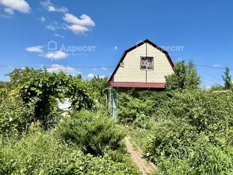 Дом в Волгоградская область, Светлоярский район, Большечапурниковское ...